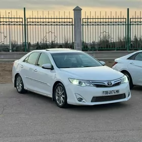 Toyota Camry 2012