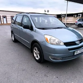 Toyota Sienna 2005