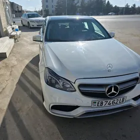 Mercedes-Benz E300 2010