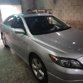 Toyota Camry 2010