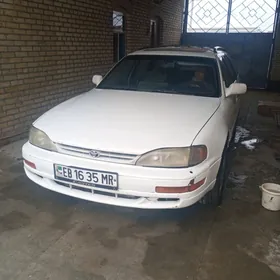 Toyota Camry 1993