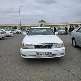 Toyota Avalon 1999