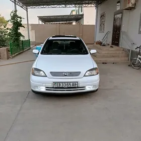 Opel Astra 2002