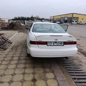 Toyota Camry 1999
