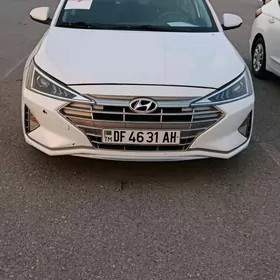 Hyundai Elantra 2020