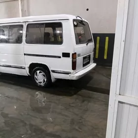 Toyota Hiace 1988