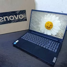 TÄZEJE NOTEBOK LENOVO
