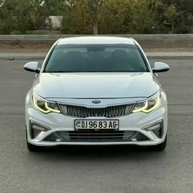 Kia Optima 2021