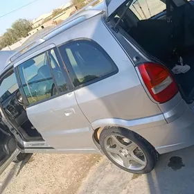 Opel Zafira 2002