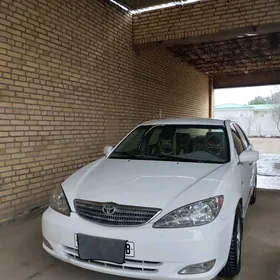 Toyota Camry 2004