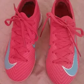 Кросовки, спортформа