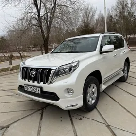 Toyota Land Cruiser Prado 2015