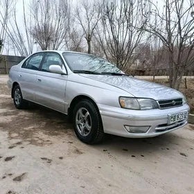 Toyota Corona 1995