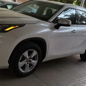 Toyota Highlander 2020