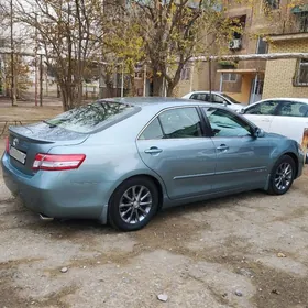 Toyota Camry 2011