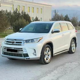 Toyota Highlander 2017