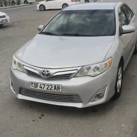 Toyota Camry 2014