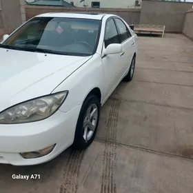 Toyota Camry 2004