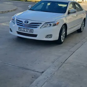 Toyota Camry 2010