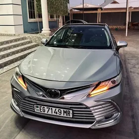 Toyota Camry 2020