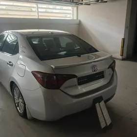 Toyota Corolla 2014