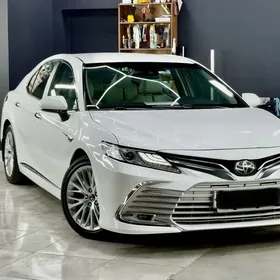 Toyota Camry 2018