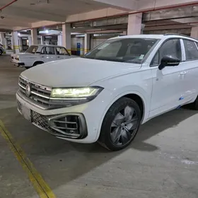 Volkswagen Touareg 2025