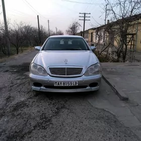Mercedes-Benz S-Class 2000