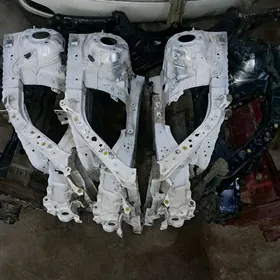 Lanžyron Camry 2022