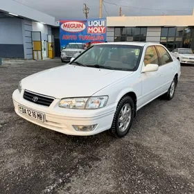 Toyota Camry 1997