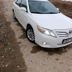 Toyota Camry 2011