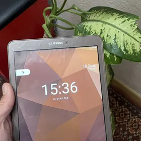 Galaxy Tab E