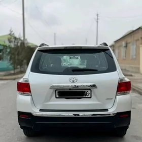 Toyota Highlander 2011