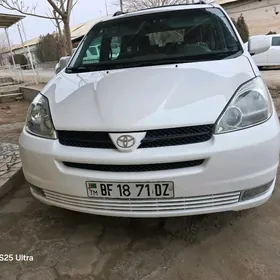 Toyota Sienna 2004