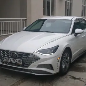 Hyundai Sonata 2022