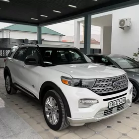 Ford Explorer 2021