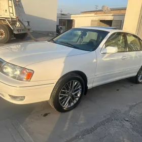 Toyota Avalon 1999