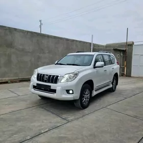 Toyota Land Cruiser Prado 2012
