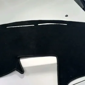 toyota siyena avryon prada