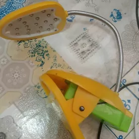 настольная лампа