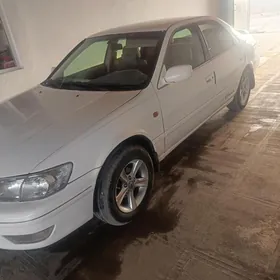 Toyota Camry 2000