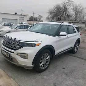 Ford Explorer 2021