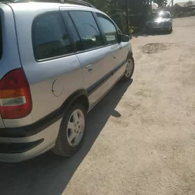 Opel Zafira 1999
