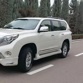 Toyota Land Cruiser Prado 2014