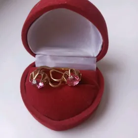 Золотые серьги