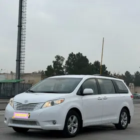 Toyota Sienna 2011