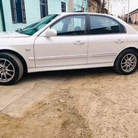 Hyundai Sonata 2003