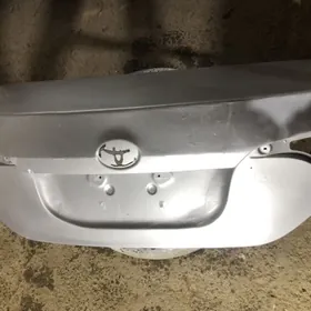 Corolla bagažnik 2014-2018