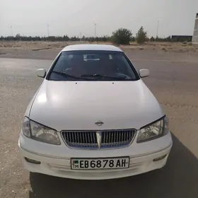 Nissan Sunny 2001