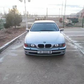 BMW E39 1999